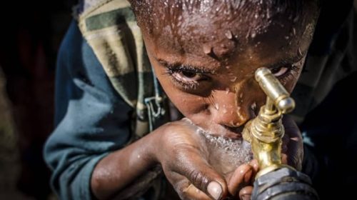 Más de 2.000 millones de personas en el mundo no tienen acceso al agua potable
