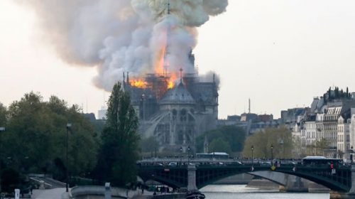 La familia Pinault y el grupo Louis Vuitton donan 300 millones de euros para reconstruir Notre Dame
