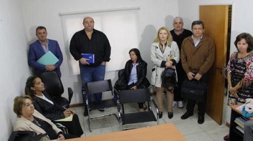 El gobierno mejoró la oferta salarial a los docentes en el marco de la conciliación