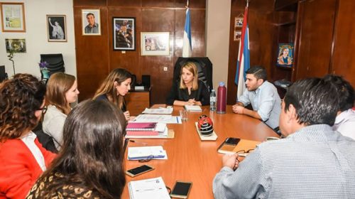 Buscan replicar un proyecto por el que productores locales venden sus productos a comedores escolares