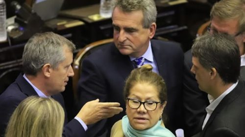 El oficialismo bloqueó en Diputados el paquete de proyectos de la oposición
