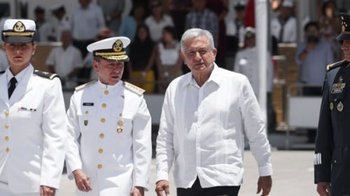 López Obrador enfrenta una crisis política por su respuesta a la masacre del Viernes Santo