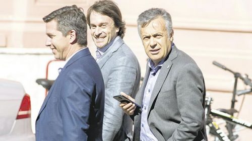 Los gobernadores llevaron sus propuestas y Macri anunciará el paquete el miércoles