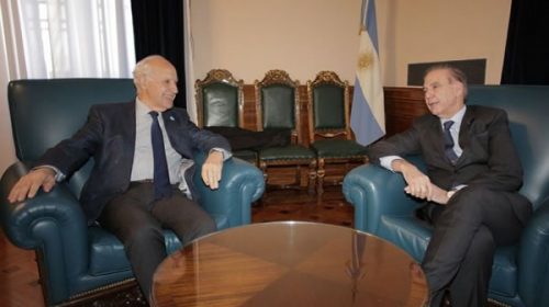 Lavagna retomó el diálogo con Pichetto y resurge la tercera vía
