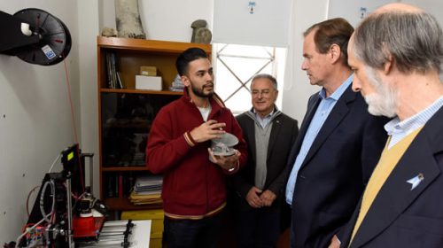 Bordet refuerza los lazos entre el gobierno y la universidad pública
