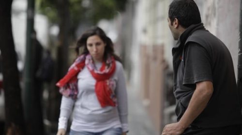 Por ley, el acoso callejero es un tipo de violencia hacia la mujer Por ley, el acoso callejero es un tipo de violencia hacia la mujer