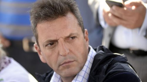 Massa: “Los acuerdos no se hacen por WhatsApp”