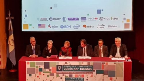 Se firmó un convenio para investigar la implementación del Juicio por Jurados en Entre Ríos Se firmó un convenio para investigar la implementación del Juicio por Jurados en Entre Ríos