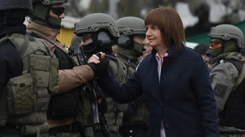 La APDH denunció penalmente a Bullrich por la represión y persecución al pueblo mapuche La APDH denunció penalmente a Bullrich por la represión y persecución al pueblo mapuche
