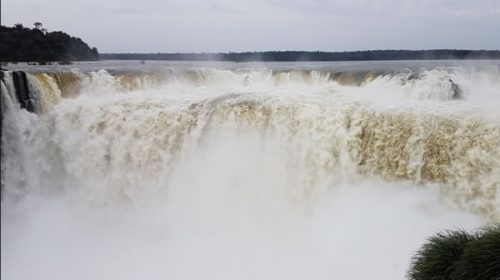 Preocupación por el aumento del caudal en las Cataratas de Iguazú Preocupación por el aumento del caudal en las Cataratas de Iguazú