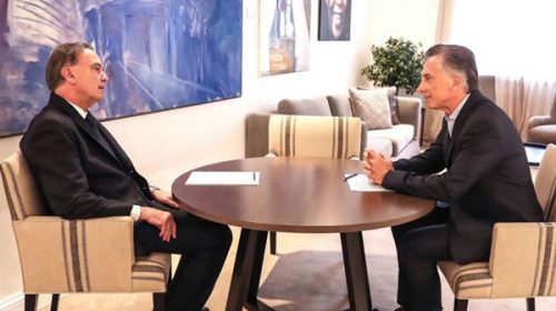 Vaca Muerta es el escenario elegido para la primera foto de la fórmula Macri-Pichetto Vaca Muerta es el escenario elegido para la primera foto de la fórmula Macri-Pichetto