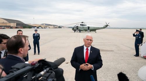 AMLO ofreció tropas para contener a inmigrantes y Pence le contestó: “Gracias, pero no es suficiente” AMLO ofreció tropas para contener a inmigrantes y Pence le contestó: “Gracias, pero no es suficiente”