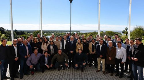 Bordet convocó a intendentes electos y puso a disposición las herramientas de la provincia