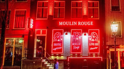 Barrio Rojo de Ámsterdam: las prostitutas se resisten a la mudanza de este icónico lugar