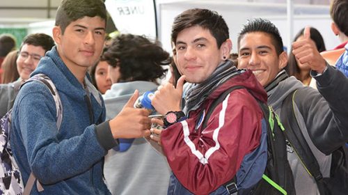Comienza el cronograma de pagos de becas del nivel secundario