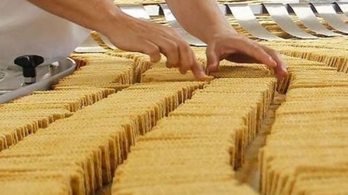 Sigue la crisis en las alimenticias y alcanza la fábrica de galletitas Tía Maruca