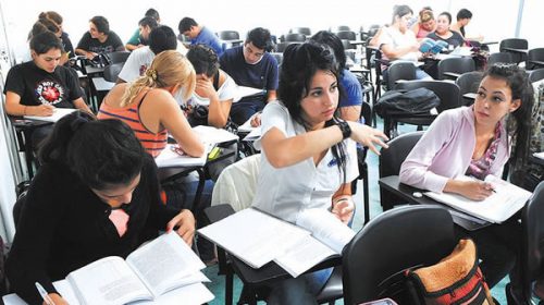 Ajuste en el Progresar: casi medio millón de jóvenes perdió un beneficio clave