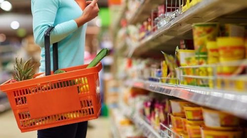 Según el Indec, casi un cuarto del gasto en los hogares se destina a los alimentos