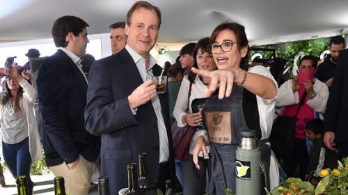 Bordet afirmó que las cadenas de valor “tienen que ser fortalecidas con políticas públicas desde el Estado” Bordet afirmó que las cadenas de valor “tienen que ser fortalecidas con políticas públicas desde el Estado”