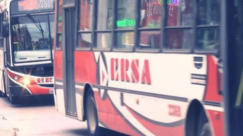Los colectivos urbanos vuelven a circular en Paraná, tras 15 días de paro