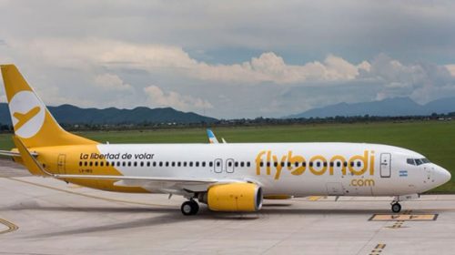 Una aerolínea “low coast” regalará pasajes para que vayan a votar en octubre