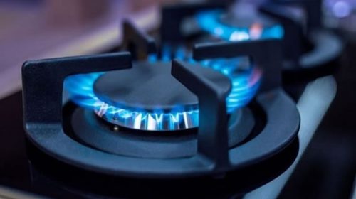 El pago a las gasíferas por devaluación del 2018 comenzará en octubre