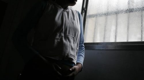 Una jueza concedió una adopción prenatal