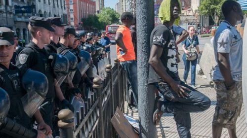 Amnistía Internacional culpa al Gobierno argentino de incentivar la xenofobia