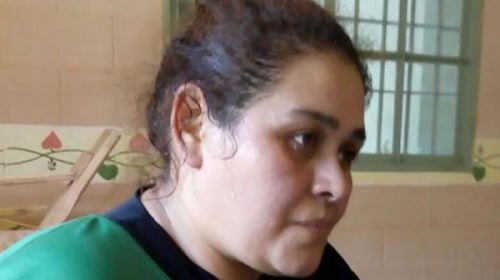 Presa por abortar, murió esposada