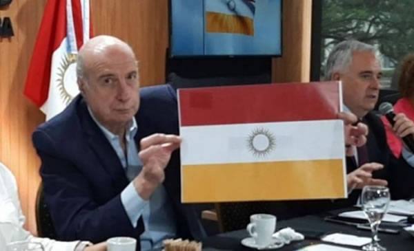 La Ciudad de Córdoba tiene bandera propia por primera vez en sus 450 años de historia